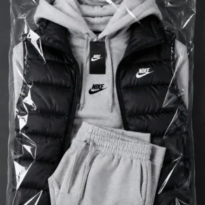 Nick Set Clothing