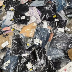 Clothing pallets